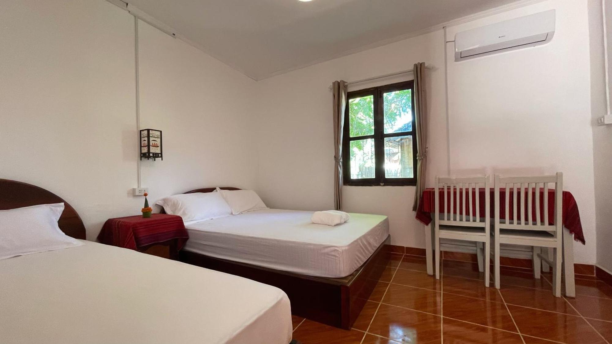 לואנג פרבאנג Moukdavan Guesthouse מראה חיצוני תמונה