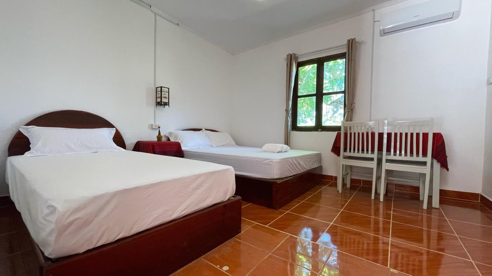 לואנג פרבאנג Moukdavan Guesthouse מראה חיצוני תמונה